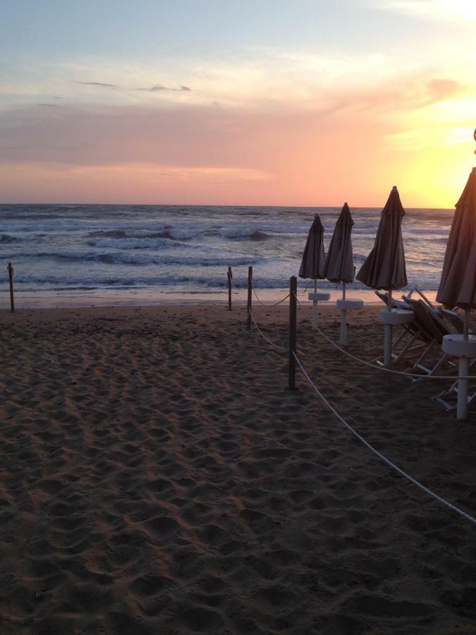 La Zattera Camere San Vincenzo Esterno foto